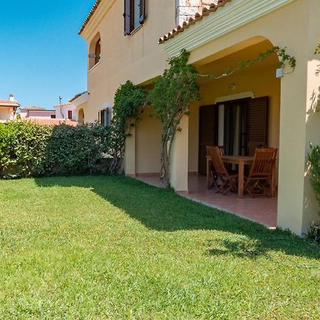 Casa Vacanza La Suaredda San Teodoro  Exterior photo