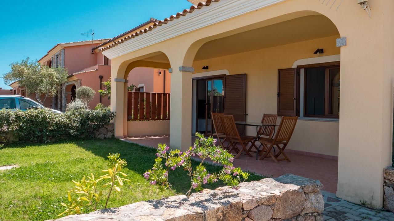 Casa Vacanza La Suaredda San Teodoro  Exterior photo