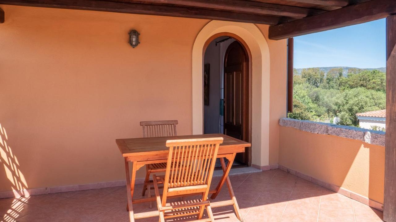 Casa Vacanza La Suaredda San Teodoro  Exterior photo